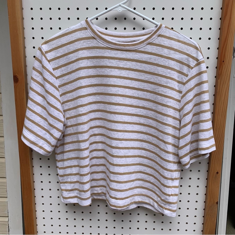 Size S Universal Thread Striped White and Tan T-Shirt